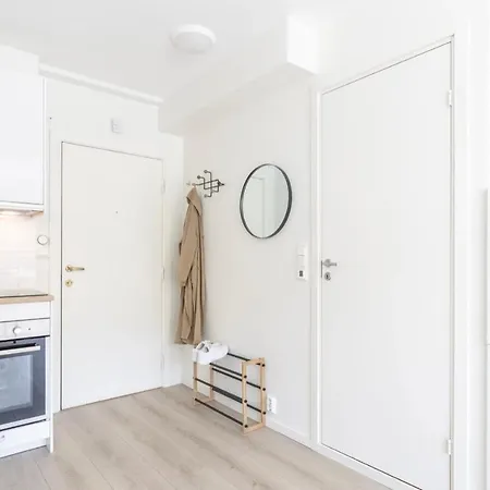 Modern Only 5 Minutes From Centre Leilighet *