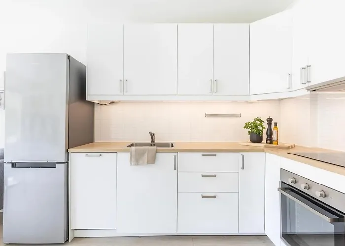 Modern Only 5 Minutes From Centre